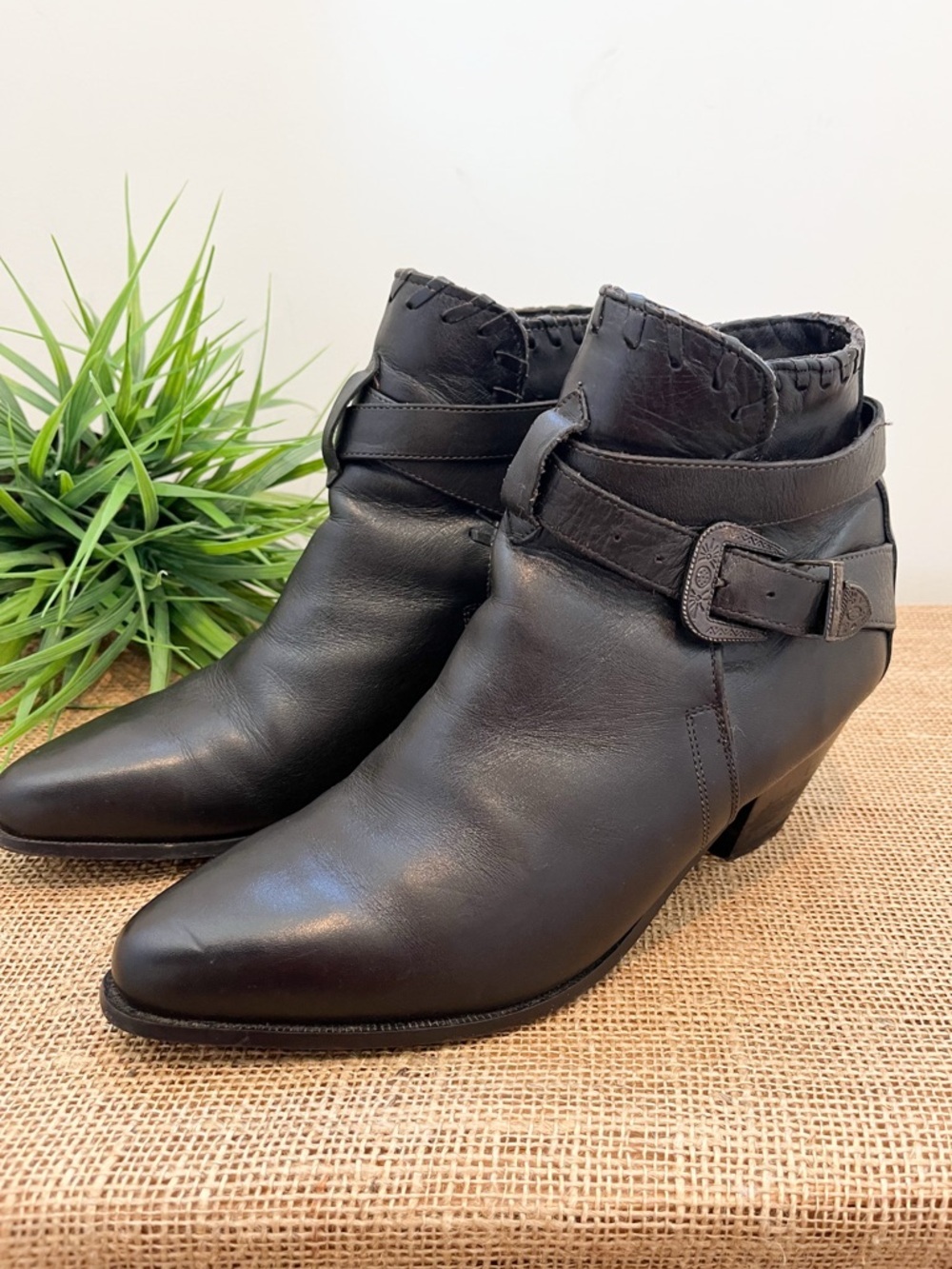 Dingo Western Leather Ankle Boots Size 10 Dark Brown